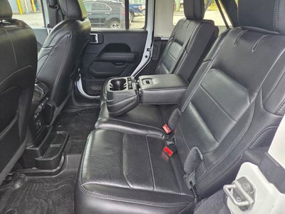2019 Jeep Wrangler Unlimited Sahara Altitude 4x4