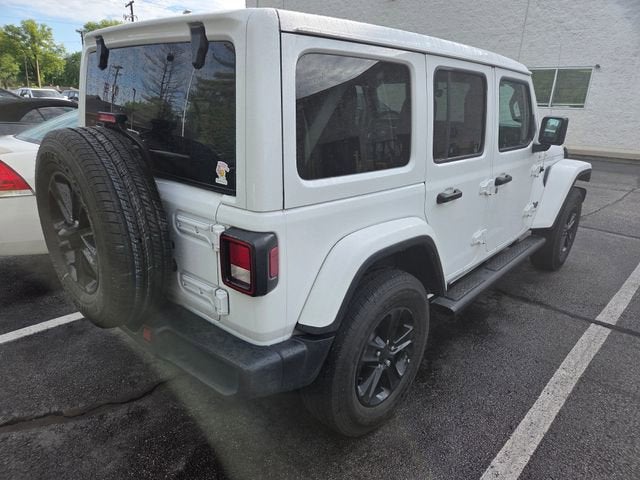 2019 Jeep Wrangler Unlimited Sahara Altitude 4x4