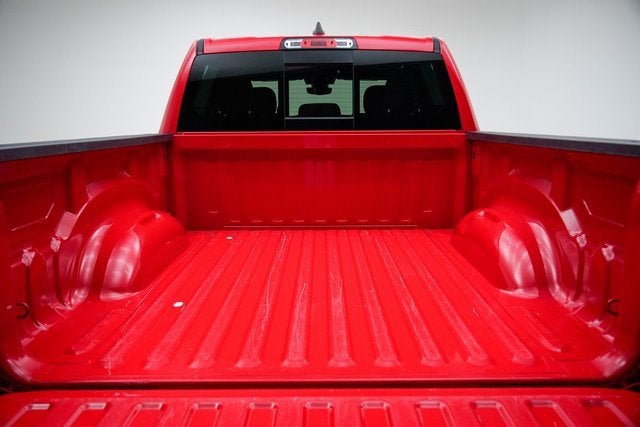2022 RAM 1500 Big Horn Crew Cab 4x4 5'7" Box