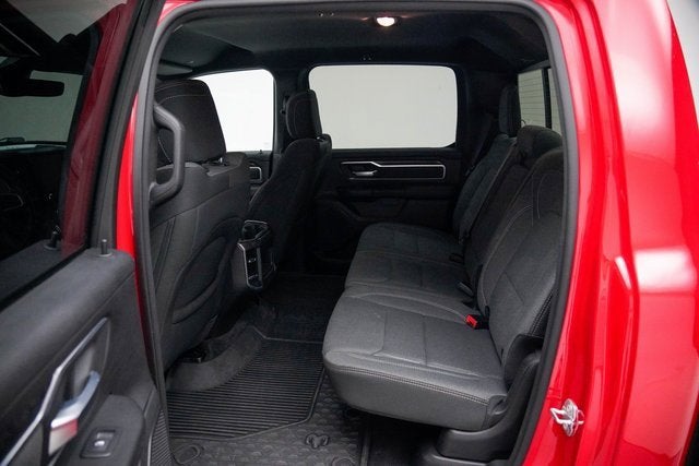 2022 RAM 1500 Big Horn Crew Cab 4x4 5'7" Box