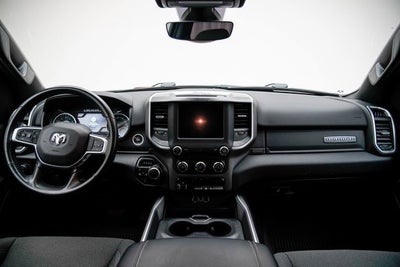 2022 RAM 1500 Big Horn Crew Cab 4x4 5'7" Box