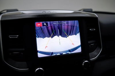 2022 RAM 1500 Big Horn Crew Cab 4x4 5'7" Box