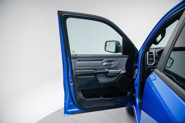 2022 RAM 1500 Big Horn Crew Cab 4x4 5'7" Box