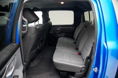 2022 RAM 1500 Big Horn Crew Cab 4x4 5'7" Box