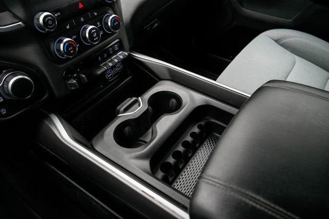 2022 RAM 1500 Big Horn Crew Cab 4x4 5'7" Box