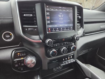 2020 RAM 1500 Laramie Crew Cab 4x4 5'7" Box