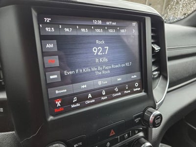 2020 RAM 1500 Laramie Crew Cab 4x4 5'7" Box