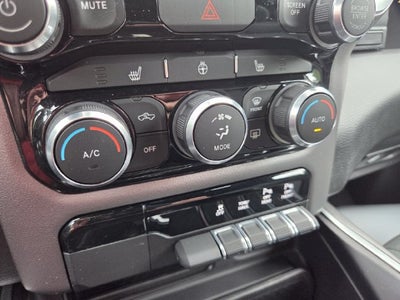 2023 RAM 1500 Big Horn Crew Cab 4x4 6'4" Box