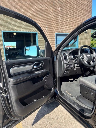 2023 RAM 1500 Big Horn Crew Cab 4x4 6'4" Box