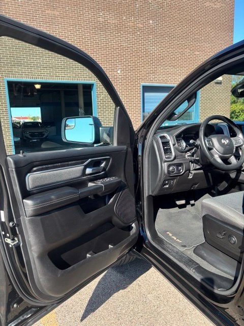 2023 RAM 1500 Big Horn Crew Cab 4x4 6'4" Box