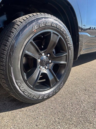 2023 RAM 1500 Big Horn Crew Cab 4x4 6'4" Box