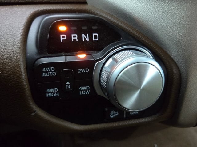2019 RAM 1500 Laramie Crew Cab 4x4 6'4" Box