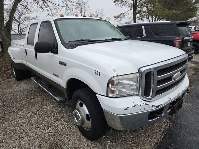 2005 Ford Super Duty F-350 DRW XL