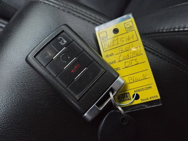 2011 Cadillac DTS Base
