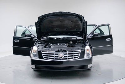2011 Cadillac DTS Base