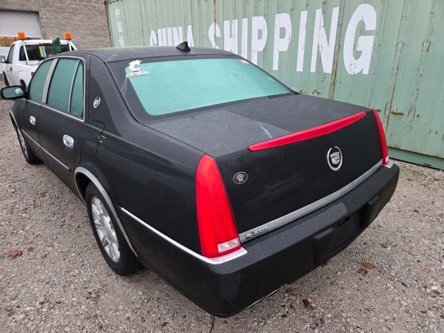 2011 Cadillac DTS Base