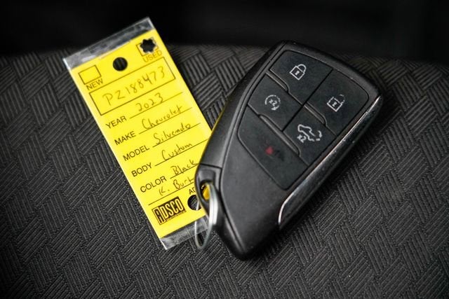 2023 Chevrolet Silverado 1500 Custom