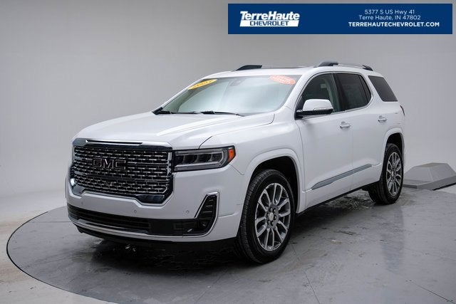 2023 GMC Acadia Denali