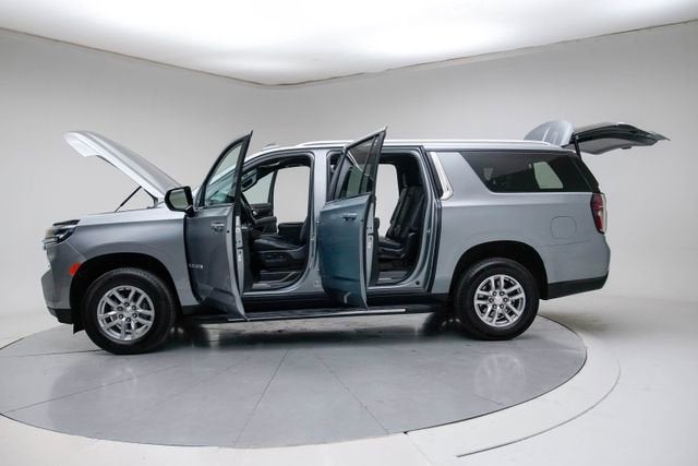 2024 Chevrolet Suburban LT