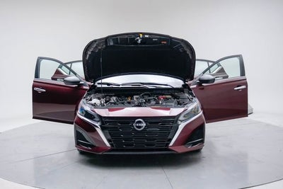 2024 Nissan Altima SV FWD