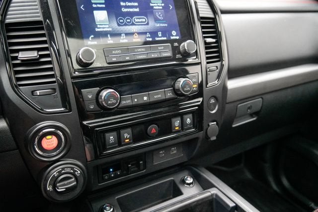 2021 Nissan TITAN Crew Cab PRO-4X 4x4