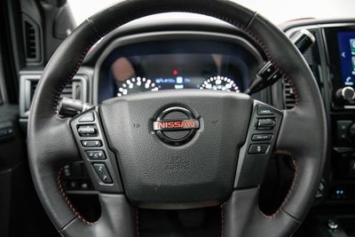 2021 Nissan TITAN Crew Cab PRO-4X 4x4