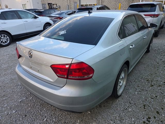 2012 Volkswagen Passat 2.5L SE