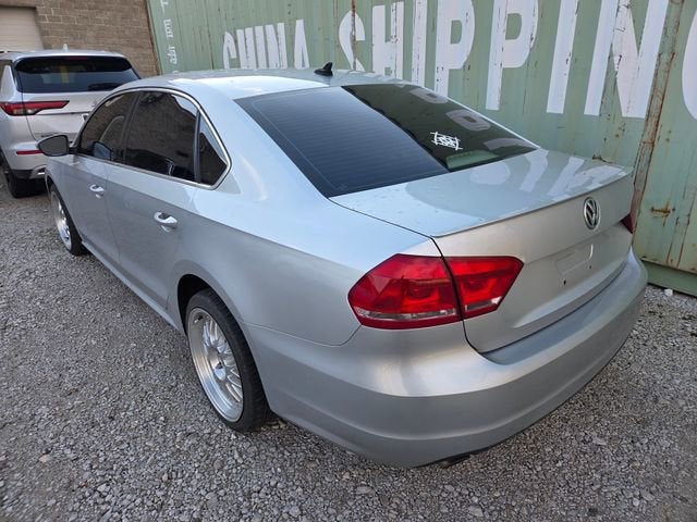2012 Volkswagen Passat 2.5L SE