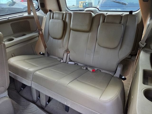2016 Chrysler Town & Country Touring