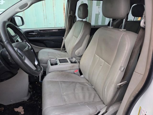 2012 Chrysler Town & Country Touring-L