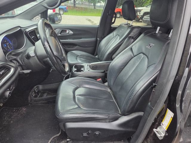 2020 Chrysler Pacifica Touring L Plus