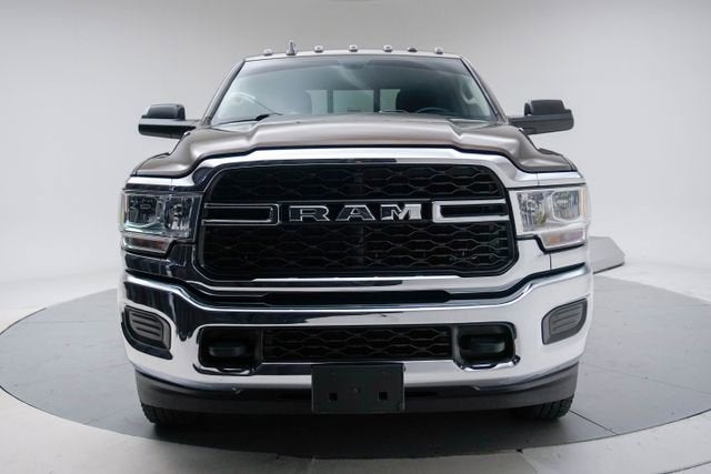2020 RAM 3500 Tradesman Crew Cab 4x4 8' Box