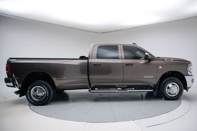 2020 RAM 3500 Tradesman Crew Cab 4x4 8' Box