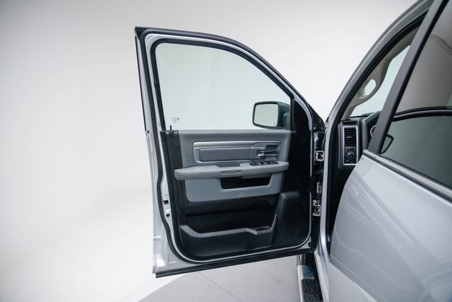 2018 RAM 2500 Big Horn Crew Cab 4x4 6'4" Box