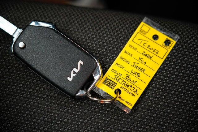 2024 Kia Forte LXS