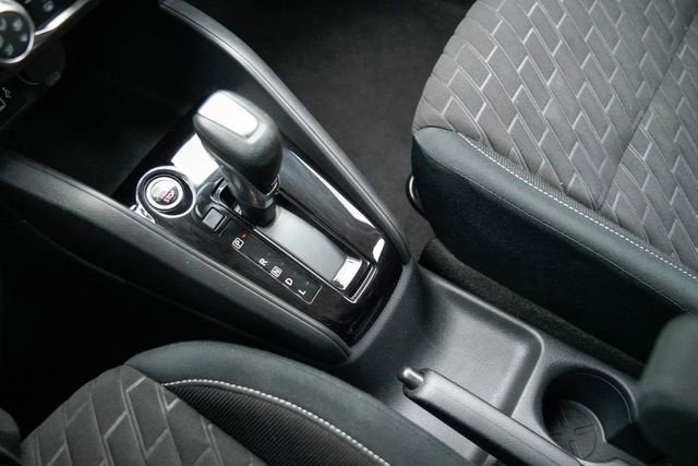 2022 Nissan Kicks S Xtronic CVT