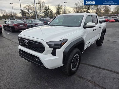 2024 Toyota Tacoma 4WD SR5