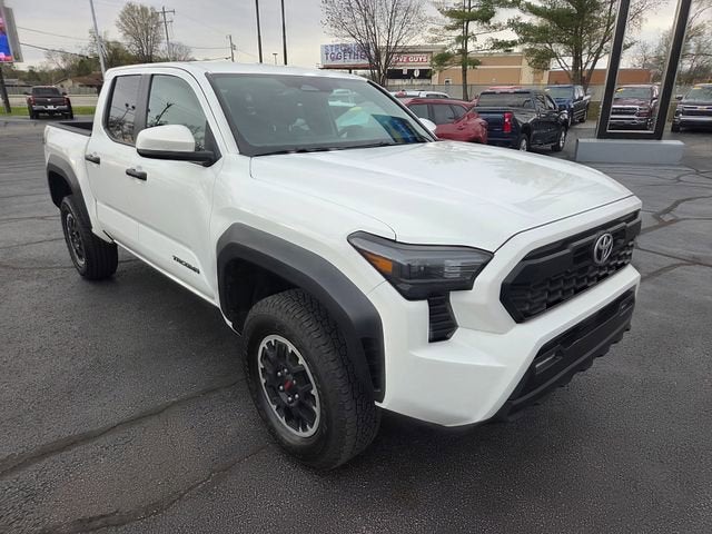2024 Toyota Tacoma 4WD SR5