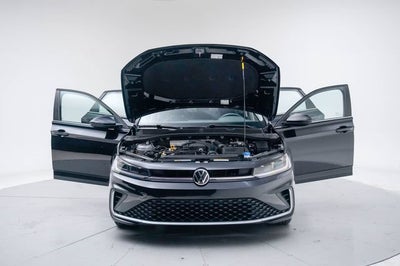 2025 Volkswagen Jetta SE
