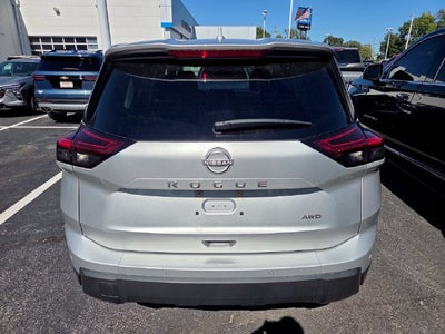 2025 Nissan Rogue SV