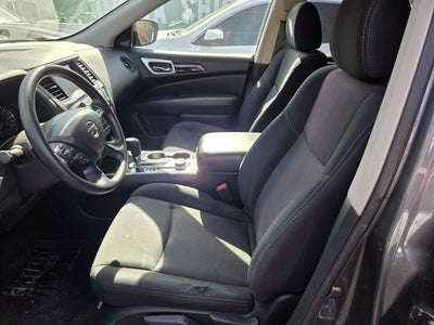 2019 Nissan Pathfinder S