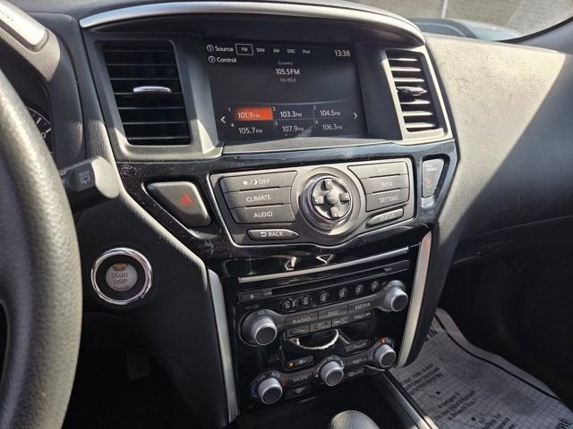 2019 Nissan Pathfinder S