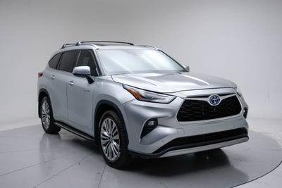 2021 Toyota Highlander Hybrid Platinum