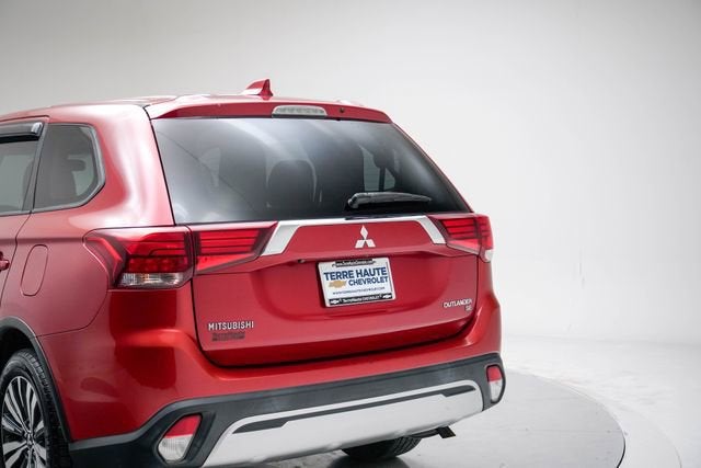 2019 Mitsubishi Outlander SE