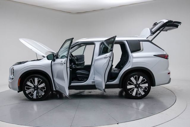 2025 Mitsubishi Outlander SEL