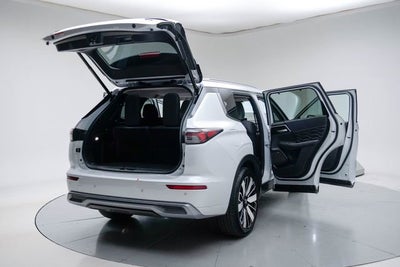 2025 Mitsubishi Outlander SEL