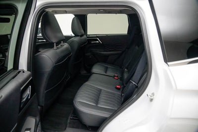 2025 Mitsubishi Outlander SEL