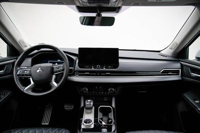 2025 Mitsubishi Outlander SEL