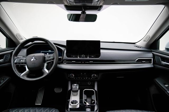 2025 Mitsubishi Outlander SEL