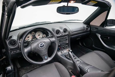 2003 Mazda Mazda MX-5 Miata Cloth
